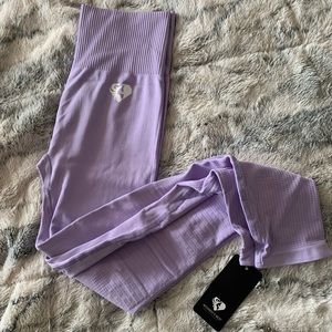 Brand new women’s best leggings size Large